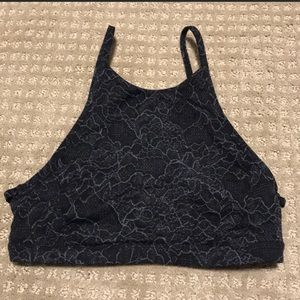 Lululemon sports bra